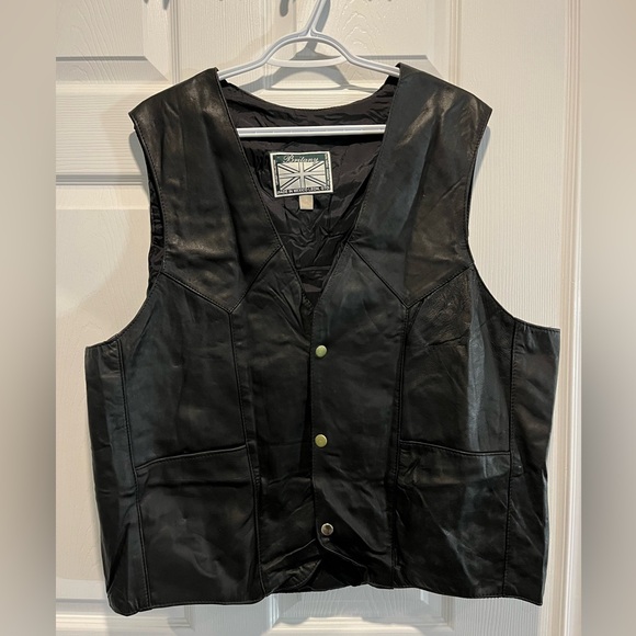 Harley Davidson Motorcycle Britany Leather Collection Vest Size 50 - Picture 2 of 15